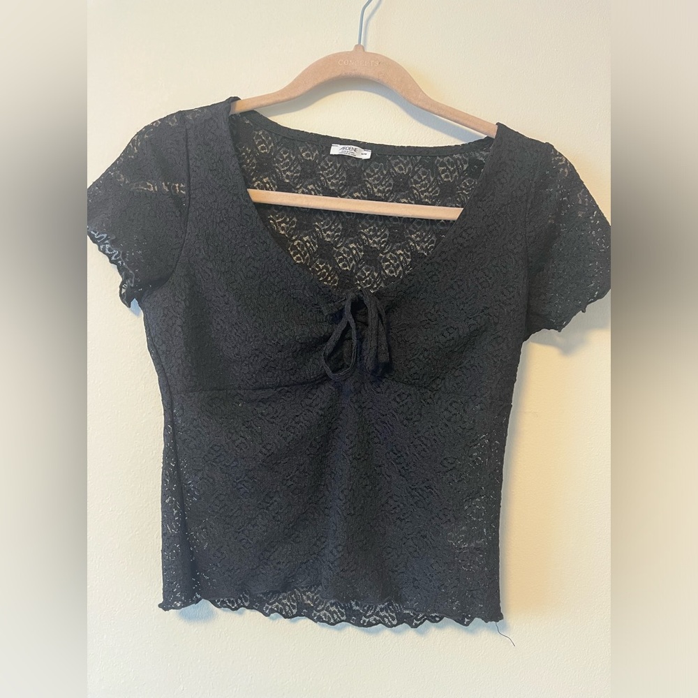 🦋Ardene Partially Sheer Lace Top